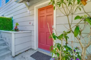 Photo #3: 250018088 Listing