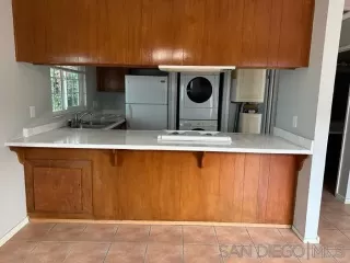 Photo #3: 250018111 Listing