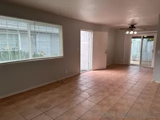 Photo #5: 250018111 Listing