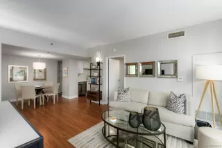 Photo #6: 250018114 Listing