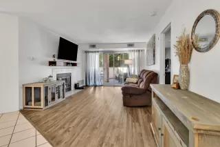 Photo #2: 250018237 Listing