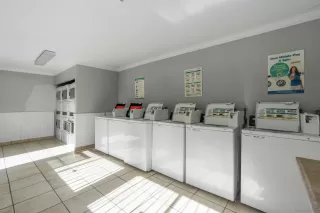 Photo #4: 250018238 Listing