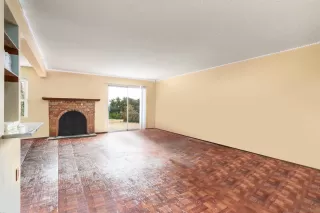 Photo #2: 250018280 Listing