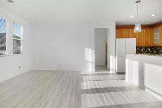 Photo #4: 250018301 Listing