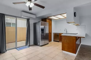 Photo #3: 250018363 Listing