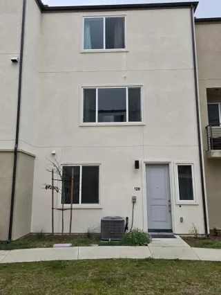 Photo #1: 250018365 Listing