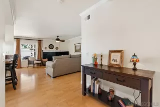 Photo #5: 250018392 Listing