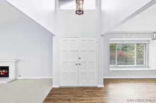 Photo #6: 250018433 Listing