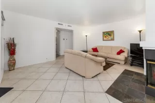 Photo #6: 250018459 Listing