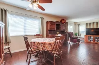 Photo #6: 250018485 Listing