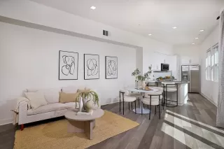 Photo #1: 250018488 Listing