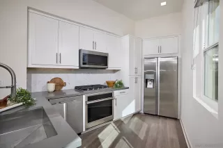 Photo #5: 250018488 Listing