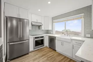 Photo #5: 250018627 Listing