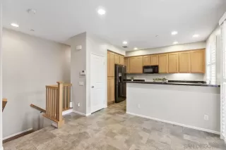 Photo #6: 250018634 Listing