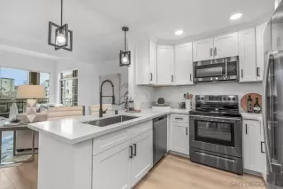 Photo #4: 250018776 Listing