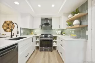 Photo #3: 250018788 Listing