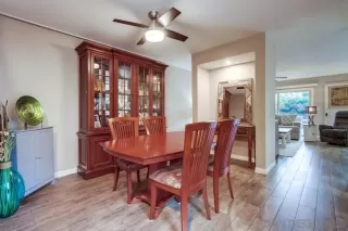 Photo #3: 250018847 Listing