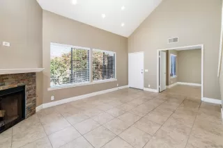 Photo #5: 250018858 Listing 