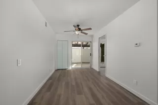 Photo #6: 250018903 Listing