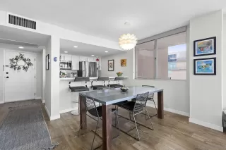 Photo #2: 250018915 Listing 