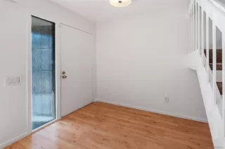 Photo #3: 250018940 Listing 