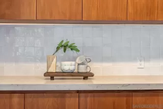 Photo #5: 250018948 Listing