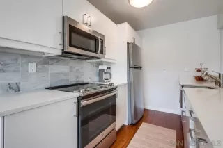 Photo #4: 250019002 Listing 