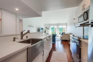 Photo #6: 250019002 Listing 