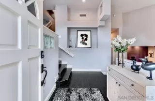 Photo #2: 250019007 Listing