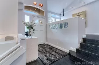 Photo #3: 250019007 Listing