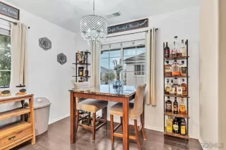 Photo #4: 250019014 Listing