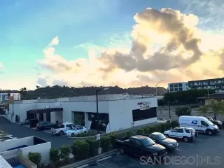 Photo #6: 250019054 Listing