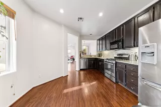 Photo #5: 250019058 Listing