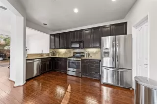 Photo #6: 250019058 Listing