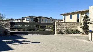 Photo #1: 250019184 Listing