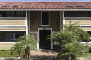 Photo #5: 250019200 Listing