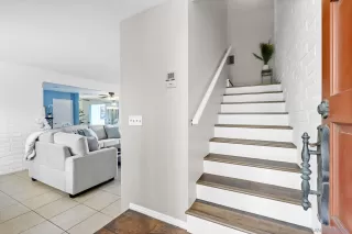 Photo #3: 250019202 Listing