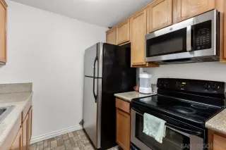 Photo #5: 250019221 Listing