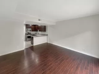 Photo #2: 250019226 Listing