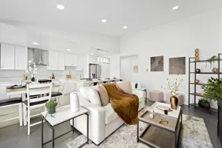 Photo #4: 250019246 Listing