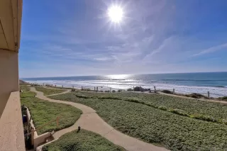 Photo #1: 250019256 Listing