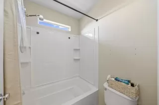 Photo #3: 250019338 Listing