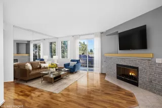 Photo #3: 250019369 Listing