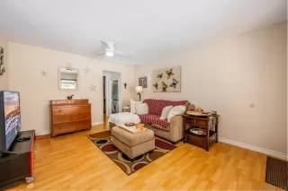 Photo #3: 250019379 Listing 