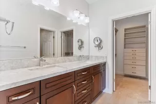 Photo #4: 250019389 Listing