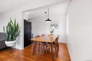 Photo #5: 250019484 Listing