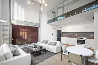 Photo #2: 250019516 Listing