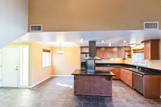 Photo #4: 250019540 Listing 