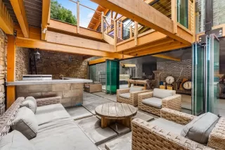 Photo #3: 250019806 Listing 