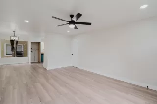 Photo #3: 250019882 Listing 